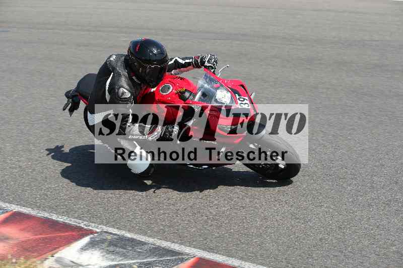 Archiv-2023/28 05.06.2023 Moto Club Anneau du Rhin/blanc-novice/39